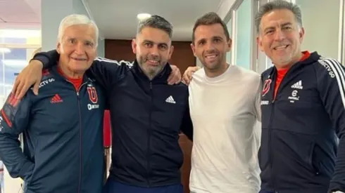 Montillo con funcionarios de Universidad de Chile.