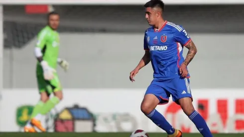 Ignacio Tapia fue titular en la línea de tres contra Ñublense.