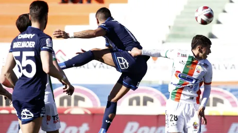 Branco Ampuero una vez más hizo dupla de defensores centrales con el uruguayo Gary Kagelmacher.