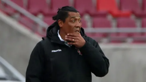 Kalule Meléndez tuvo un divertido cruce con un niño en una escuela de fútbol.