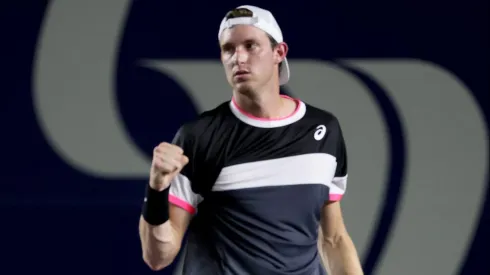 Nicolás Jarry tuvo un gran debut en Los Cabos y es el único chileno, de los cinco que entraron al cuadro principal, que sigue en carrera.