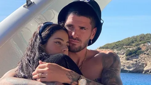 Tini y Rodrigo De Paul anuncian el quiebre de su relación.