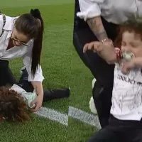 Al hijo del Peluca Falcón le da la pataleta en plena cancha del Monumental