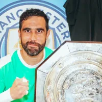 Manchester City se acuerda de su 'héroe' Claudio Bravo