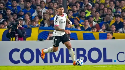 Alan Saldivia se ganó una camiseta de titular en este 2023. Ahora Colo Colo ruega para que no se vaya a Argentina.