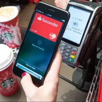 ¿Qué bancos puedo usar para pagar con Apple Pay en mi iPhone o Watch?