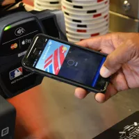 ¿Qué bancos y tarjetas no son compatibles para pagar con Apple Pay?