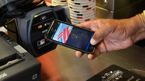 ¿Qué bancos y tarjetas no son compatibles para pagar con Apple Pay?