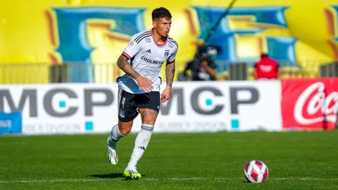 Alan Saldivia en acción durante la victoria de Colo Colo ante Everton en Viña del Mar.