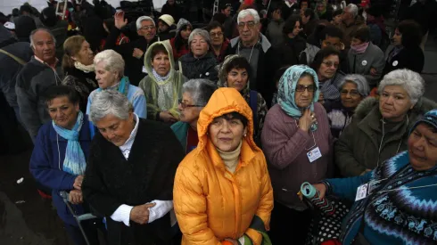 ¿Cuál es el bono para adultos mayores al que puedes postular?