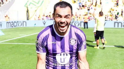 Toulouse sorprende poniendo a Gabriel Suazo en inesperada posición para el inicio de la Ligue 1.