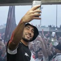 Un rockstar: así reciben en Brasil al nuevo socio del Pitbull Medel