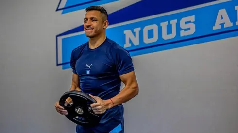 Alexis se abre a seguir la huella de Pelé y negociará con Santos