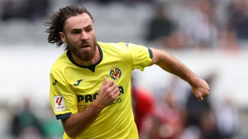 Ben Brereton vive su primera experiencia futbolística fuera de Inglaterra.