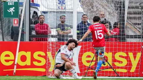 Maxi Falcón evitó de manera espectacular el empate de la UC, que lo tuvo en sus pies Cristián Cuevas. ¡El Peluca se ganó una ovación!