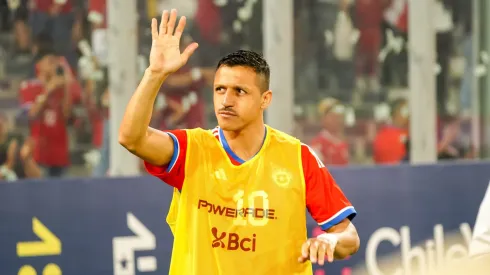 Olarra cree que Alexis debe ir a la banca en el inicio de las Eliminatorias