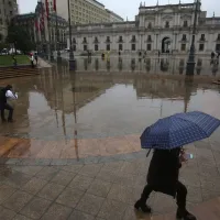 Alerta por precipitaciones en Santiago: ¿Cuánta lluvia ha caído?
