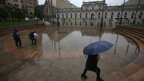Alerta por precipitaciones en Santiago: ¿Cuánta lluvia ha caído?