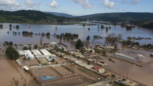 Licanten, 23 agosto 2023.<br />
Caminos Cortados y accesos a la Comuna de Licanten nuevamente sufren los daños de la crecida del Rio Mataquito.