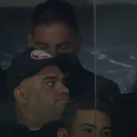 Berizzo mira in situ a tres chilenos de la legión en Argentina