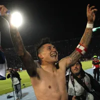 Nico Castillo ovaciona a su doble, otro joven de la UC