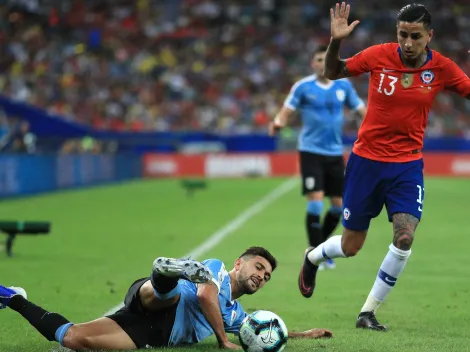 Alivio en la Roja: Bielsa pierde a gran figura de Uruguay para el debut