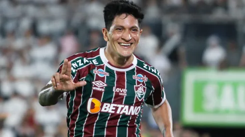 Un doblete de Germán Cano sentenció la gran victoria de Fluminense sobre Olimpia para avanzar a semis de la Copa Libertadores, donde los espera el Inter de Charles Aránguiz.