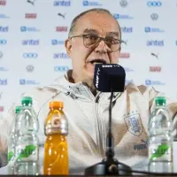 El duro encontrón de Bielsa con un periodista uruguayo en conferenica