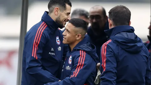 Alexis Sánchez se sumó a los trabajos de la selección chilena y completó al plantel para el debut en eliminatorias.