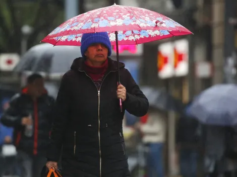 ¿Volverá a llover? Revisa el pronóstico del tiempo en Santiago tras fuerte lluvia en la noche