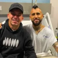 El tierno mensaje de Medel a Vidal tras visitarlo en el hospital