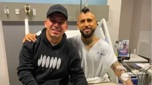 Arturo Vidal y el Pitbull Medel en el hospital