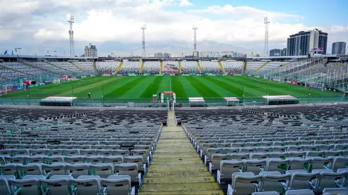 Así estaba la cancha del estadio Monumental a horas del partido de Chile con Colombia en eliminatorias.
