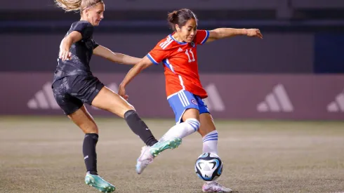 Paloma López anotó el 3-0 de Chile ante Nueva Zelanda.