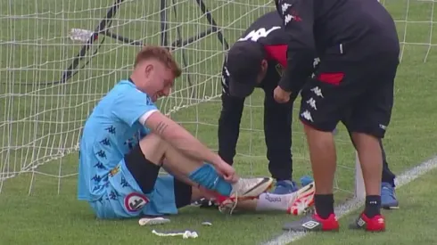 Juanjo Echave tuvo que corregir un problema de su indumentario a ultimísima hora.