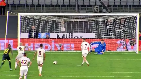 Icardi se perdió un gol insólito en Turquía.
