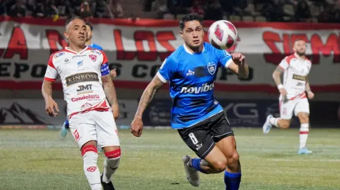 Huachipato vive un duelo clave ante Copiapó.