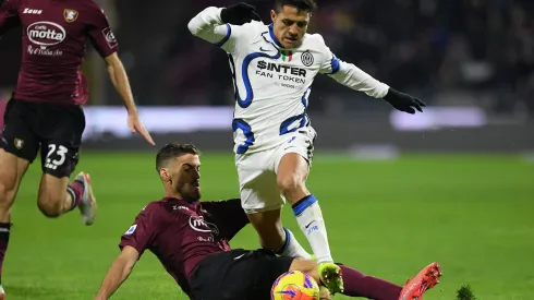 Alexis suma 33 minutos en su vuelta al fútbol italiano: 10 ante Empoli y 23 frente a Sassuolo.