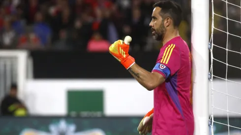 Claudio Bravo no fue tenido en cuenta otra vez por Eduardo Berizzo para la Roja.