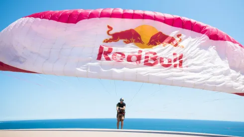 Victor Bicho Carrera tuvo una destacada participación en el Mundial de Parapente Acrobático.