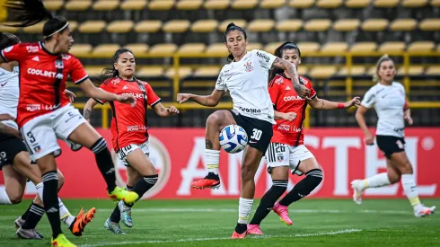 Colo Colo cae ante Corinthians en su estreno en Libertadores Fem