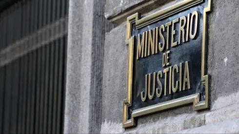 Encuentran osamentas humanas