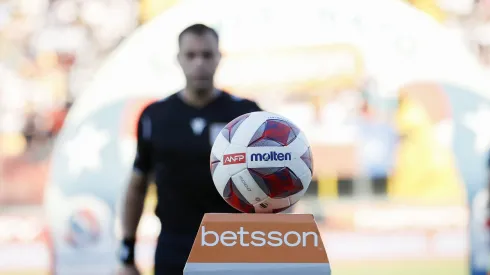 Más de un mes estará sin rodar la pelotita.