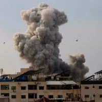 Anuncian vuelo humanitario para chilenos en Israel y Palestina