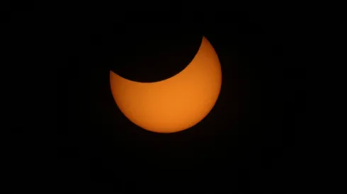 ¿A qué hora es el eclipse de hoy 14 de octubre y en qué regiones se verá?
