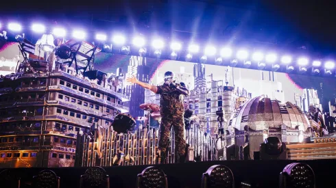 The Weeknd vuelve a Chile con show futurista que sorprendió a fans