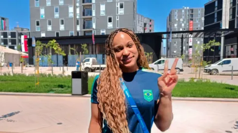 Rebeca Andrade, estrella brasileña en Gimnasia Artística, elogió las instalaciones de la Villa Panamericana.