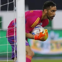 ¿Por qué no juega Claudio Bravo en la Roja?