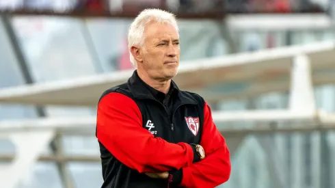 Postulan a Ivo Basay a la Roja