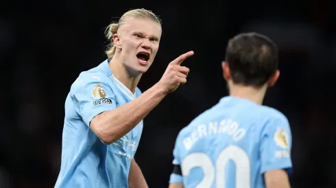 Con dos tantos del Androide, el Manchester City está derrotando al United en el derby de la ciudad.